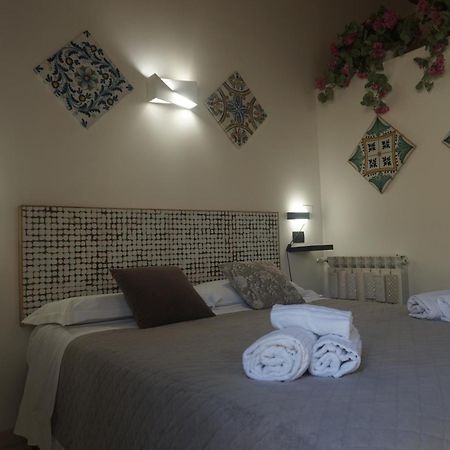 Amuni Taormina Apartment ภายนอก รูปภาพ