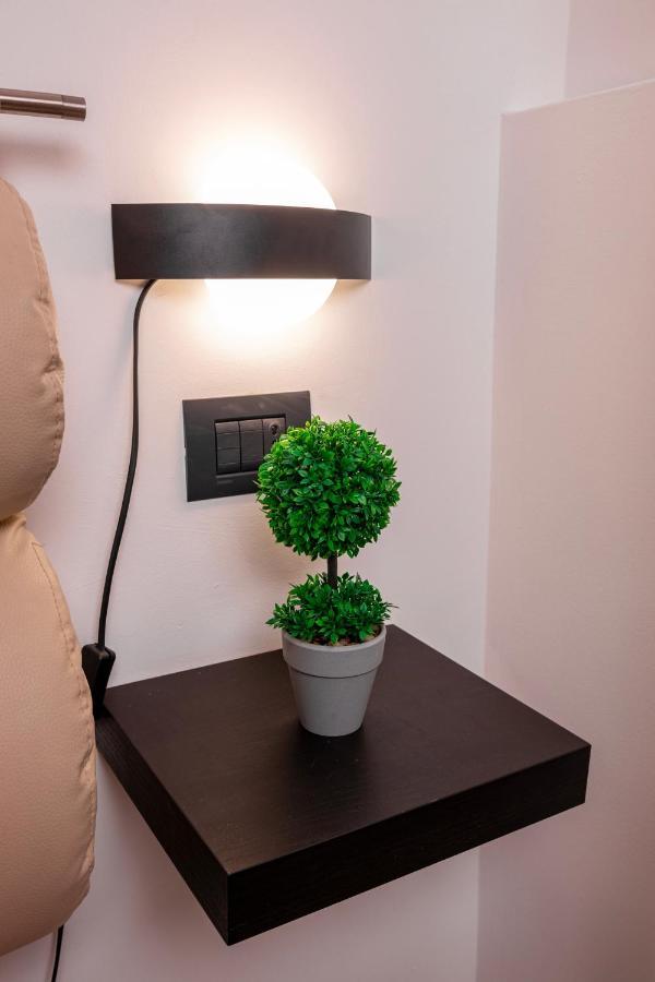 Amuni Taormina Apartment ภายนอก รูปภาพ