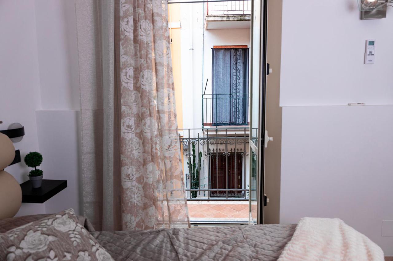 Amuni Taormina Apartment ภายนอก รูปภาพ